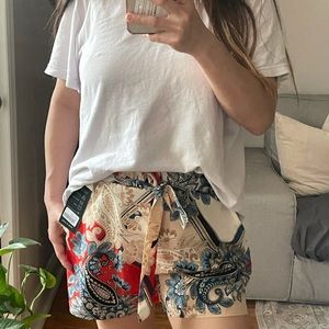 Floral Print Paperbag Waist Belted Shorts.